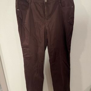 Brown size 18 pants skinny leg fit